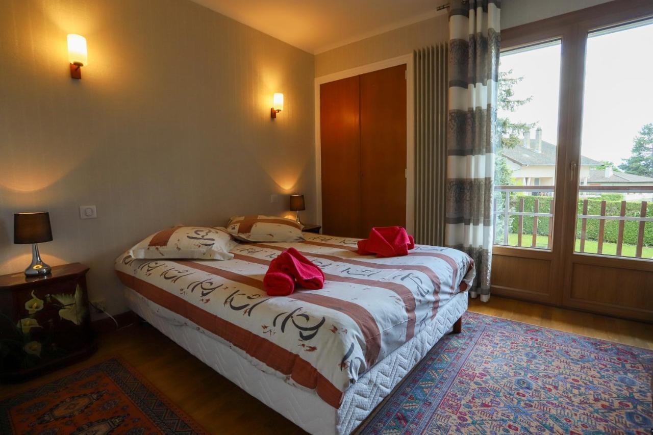 Le Vintage Grand Appartement 4 Etoiles Avec Jardin Proche Du Lac Annecy Exterior foto